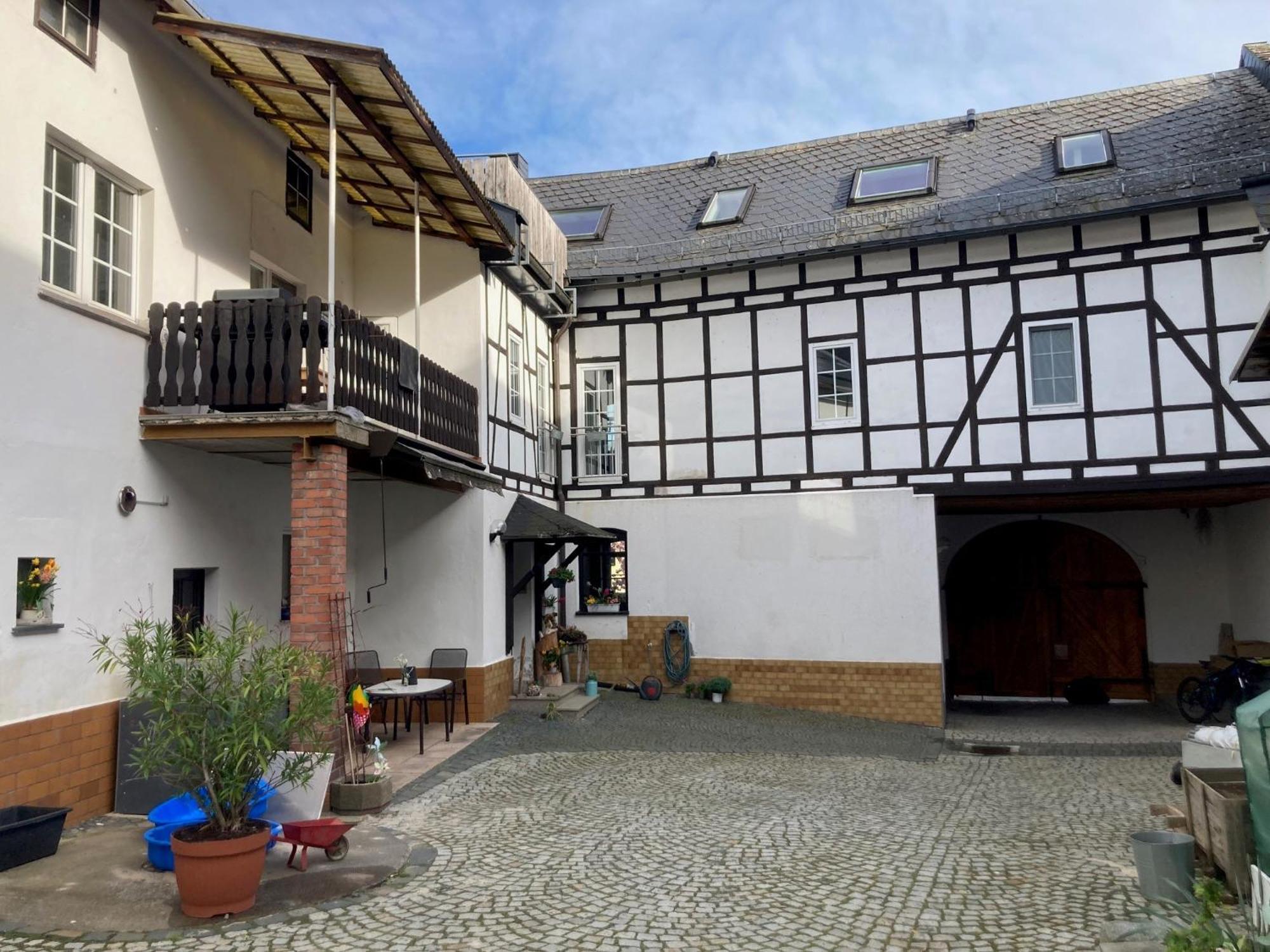 Pension Und Ferienwohnung Am Teich Шлайц Екстериор снимка